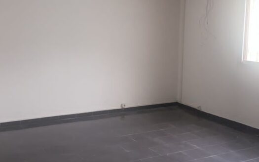 DUPLEX 7 PIECES À LOUER À BONAPRISO